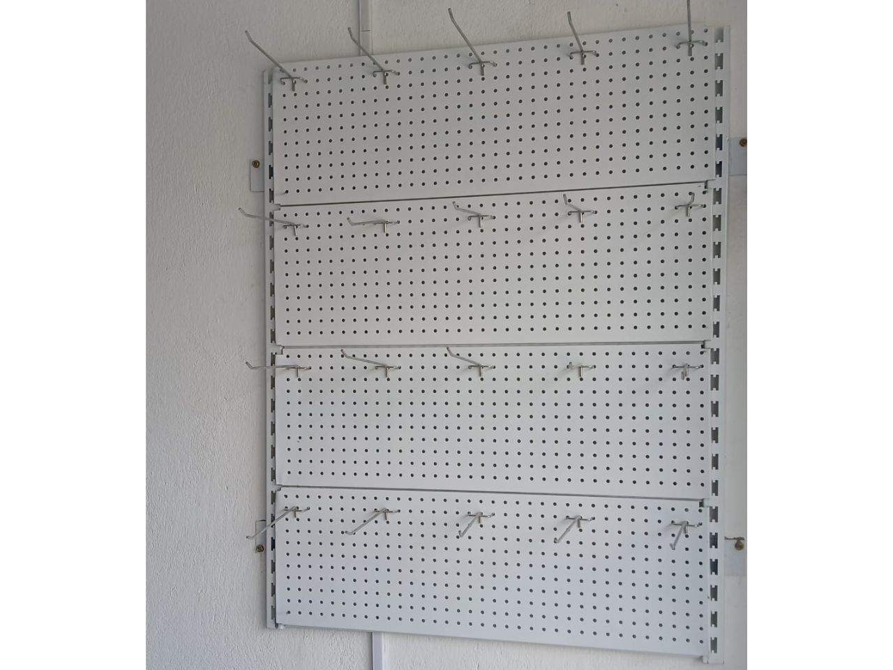 300996742_display fixtures.jpg